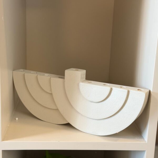 חנוכיית אוריה – עיצוב מינימליסטי